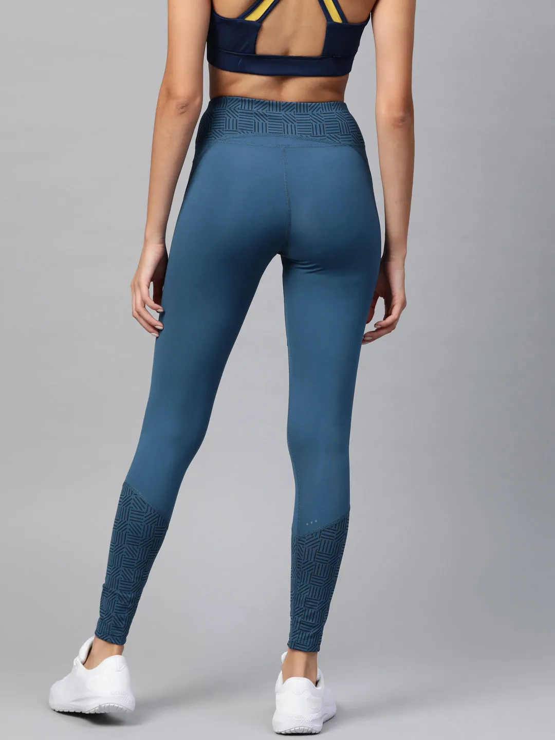 Alcis Women Teal Blue Printed Detail Cropped Tights