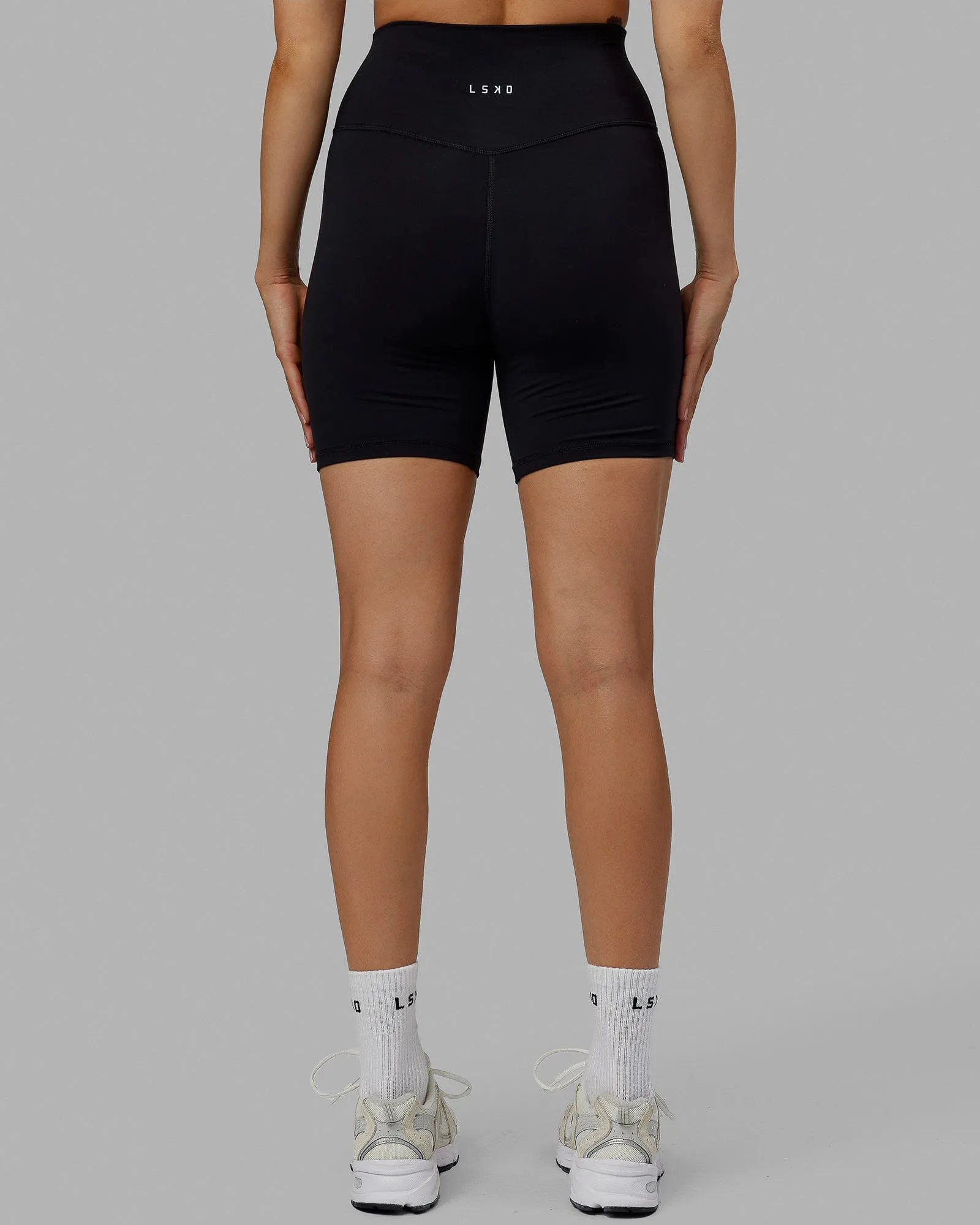 Base 2.0 Mid Short Tights - Black