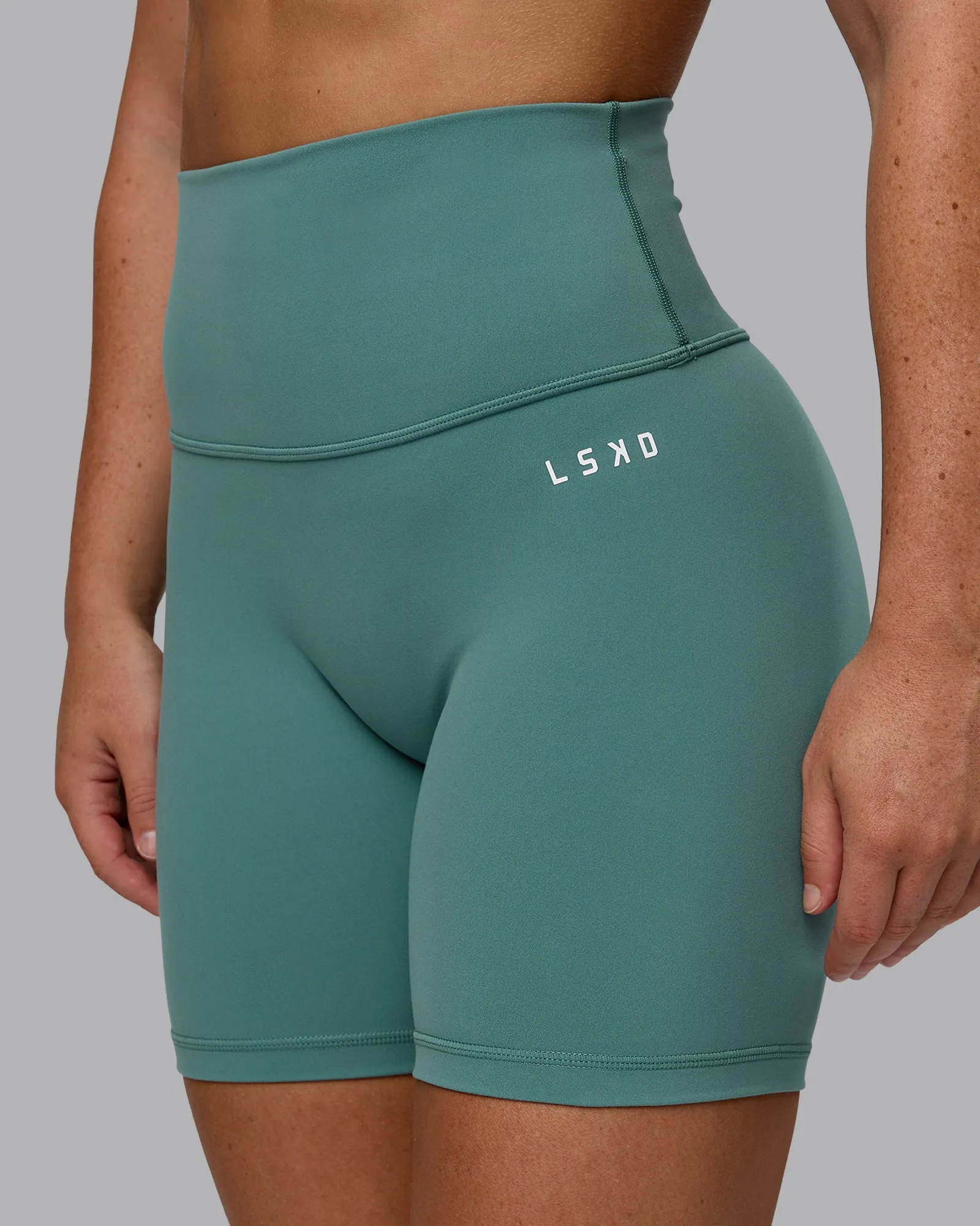 Base 2.0 Mid Short Tights - Sagebrush