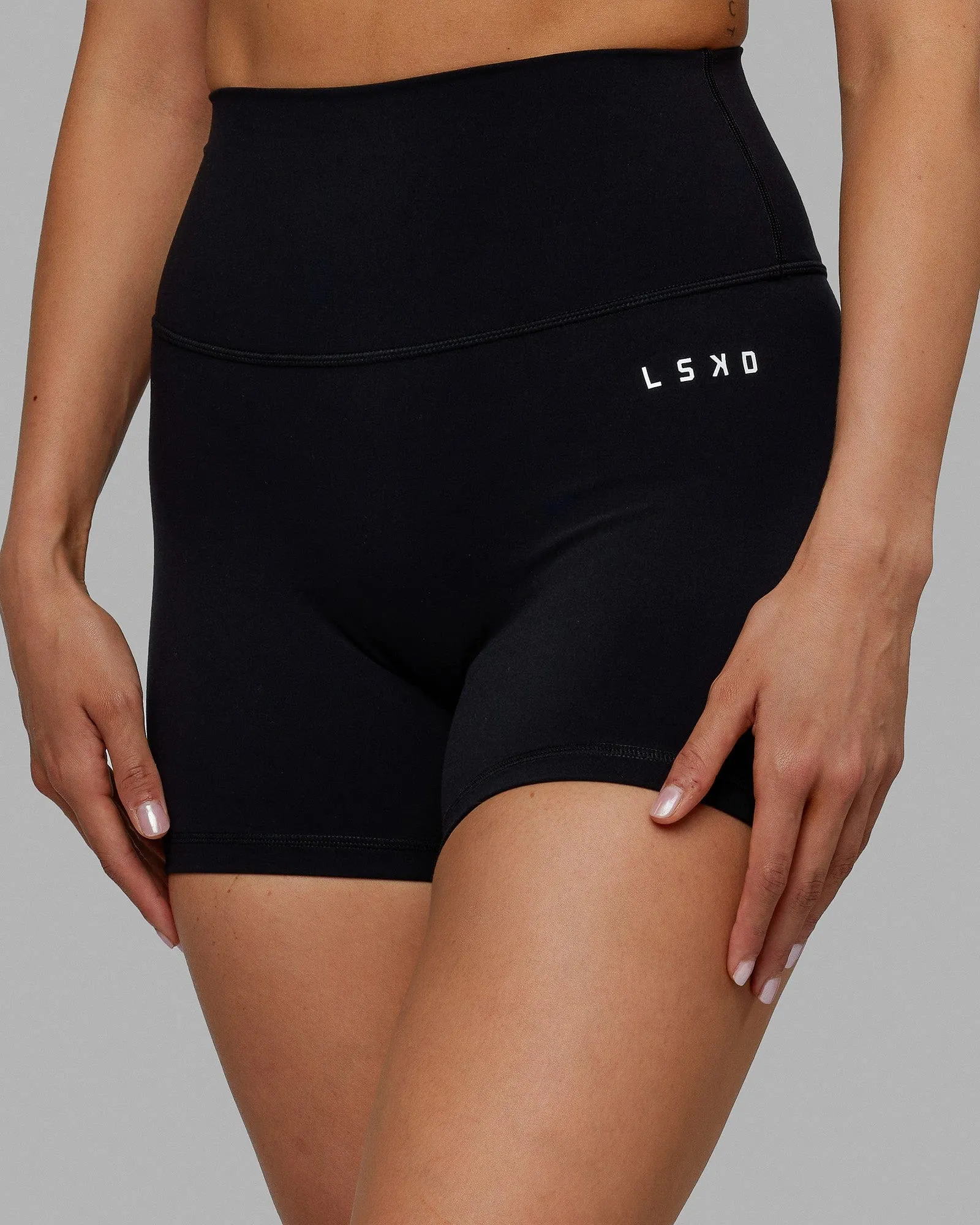 Base 2.0 X-Short Tights - Black