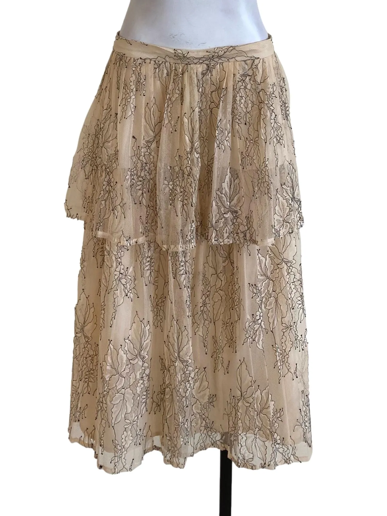 Beige Floral Laced Tiered Skirt LB