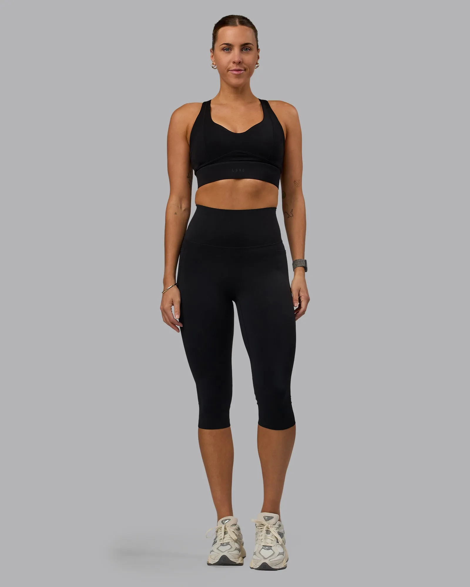 Elixir 3/4 Length Tight With Pockets - Black