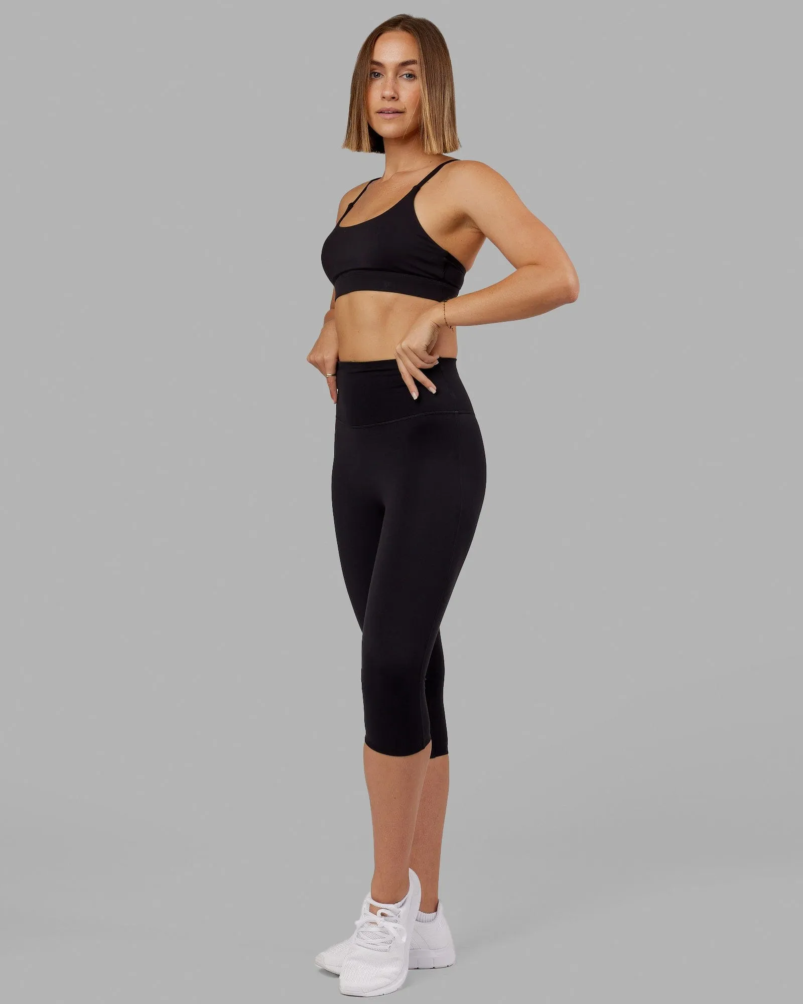 Elixir 3/4 Length Tights - Black