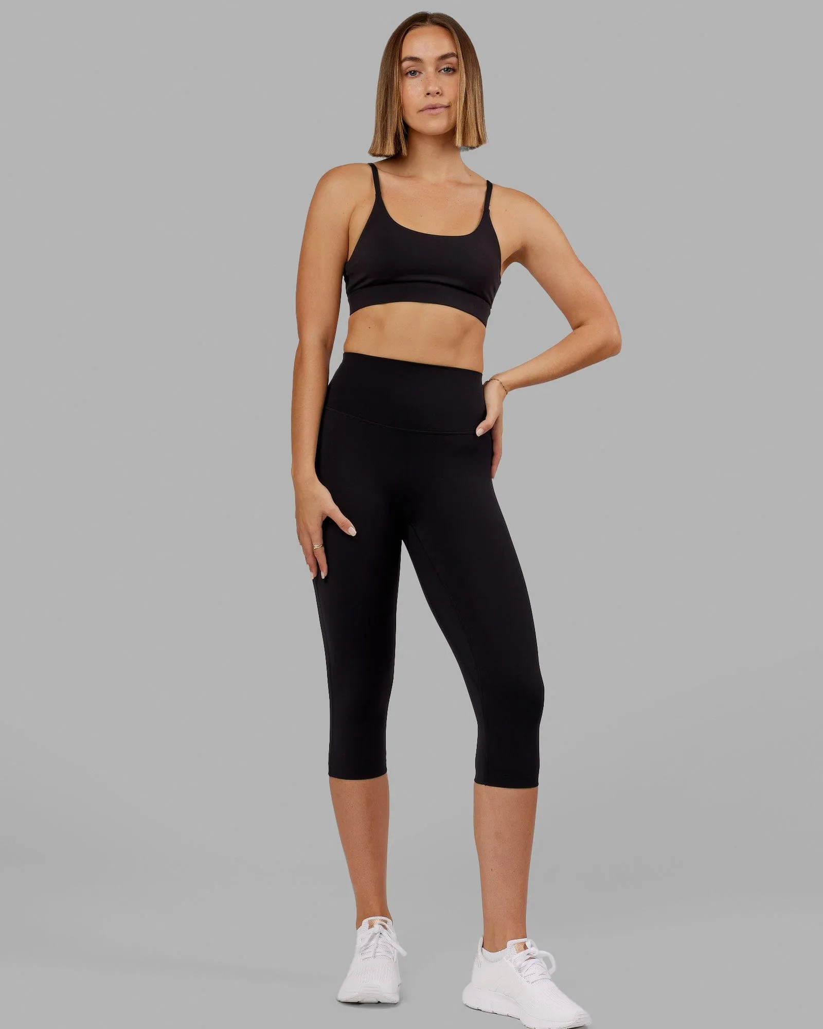 Elixir 3/4 Length Tights - Black