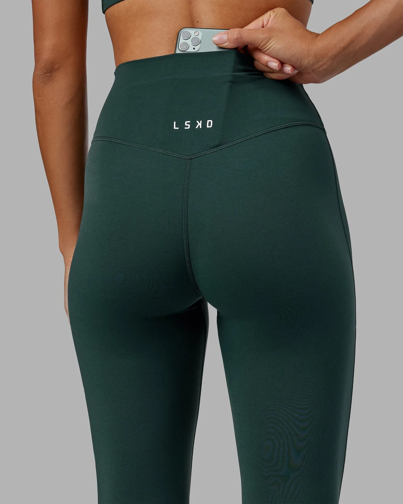 Elixir 7/8 Length Tight - Vital Green
