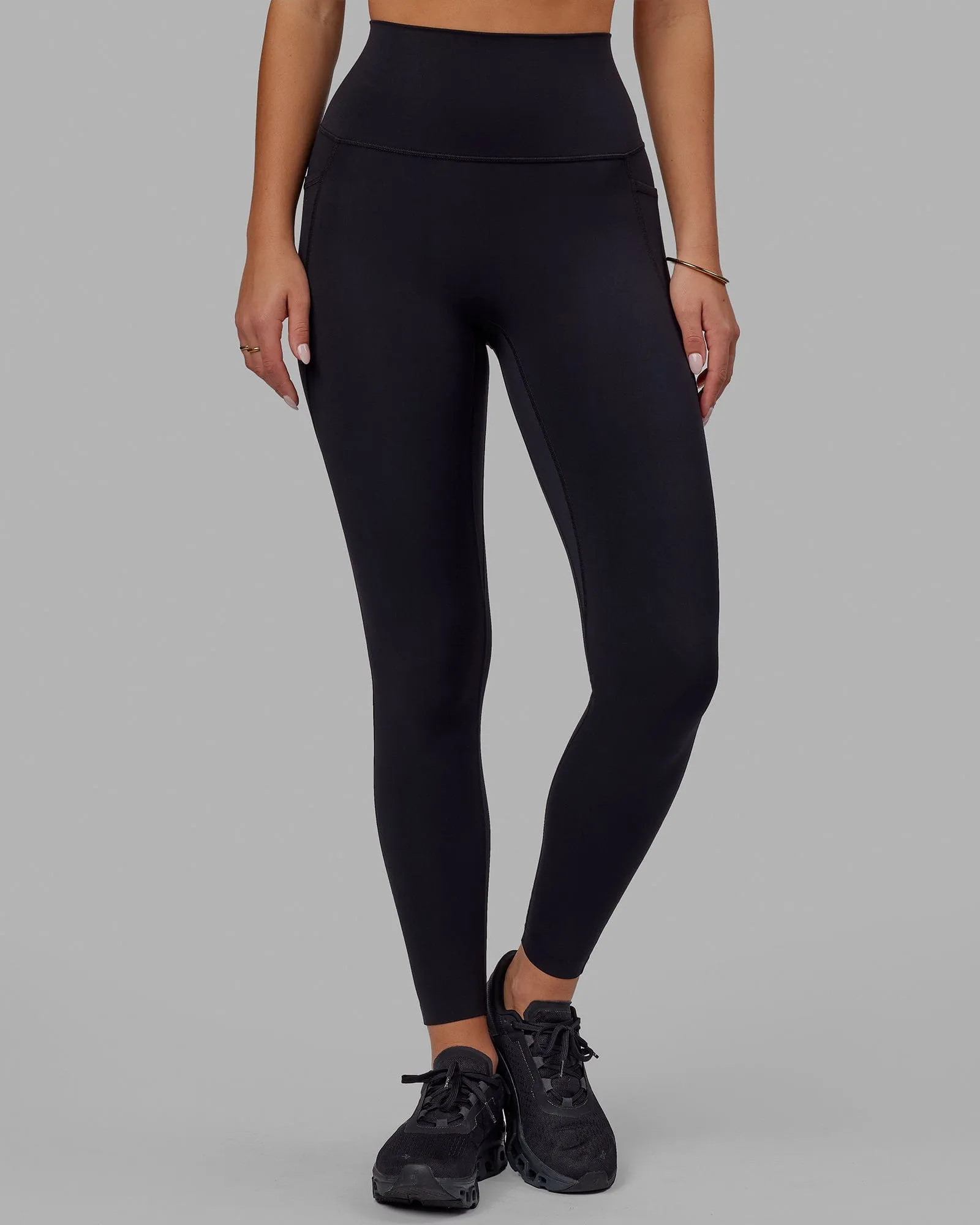 Elixir Full Length Tight With Pockets - Black
