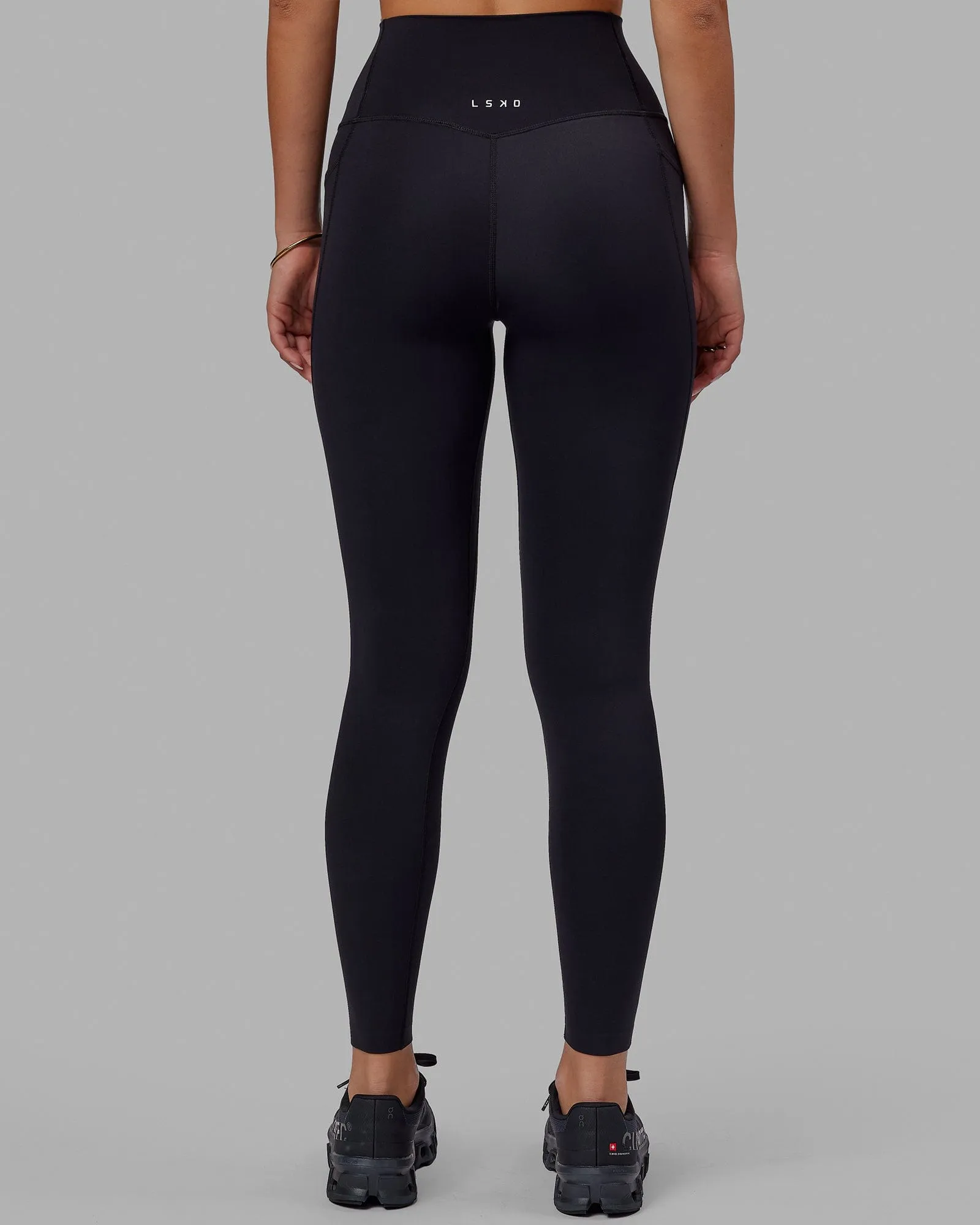 Elixir Full Length Tight With Pockets - Black