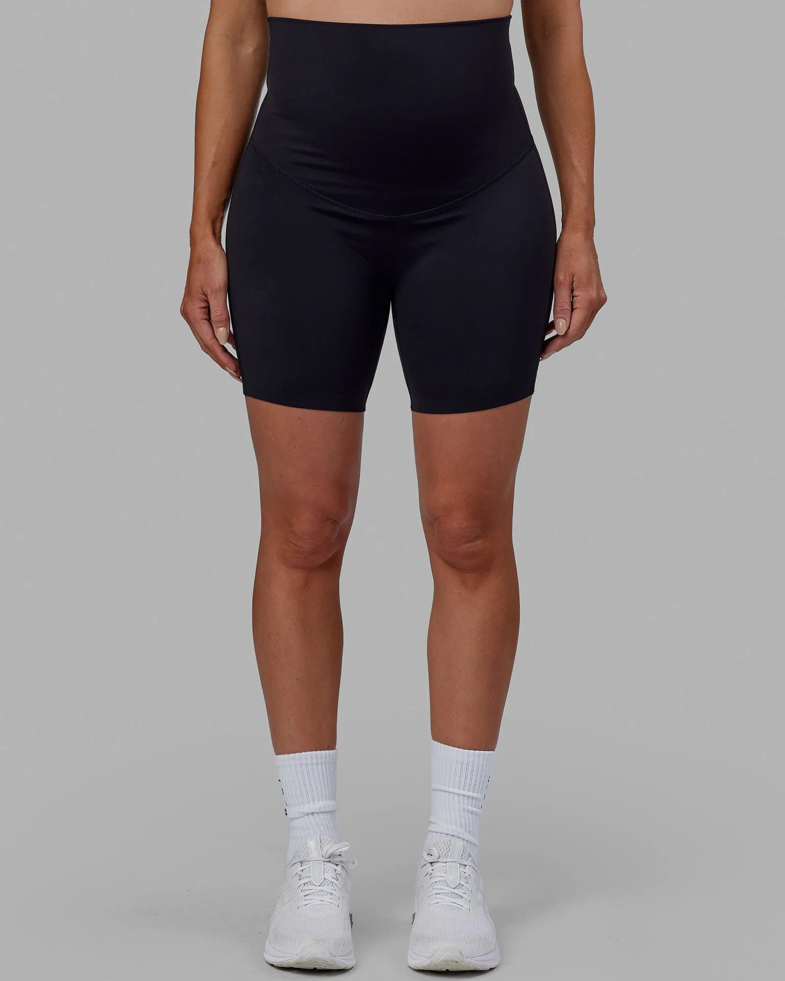 Elixir Maternity Mid Short Tights - Black