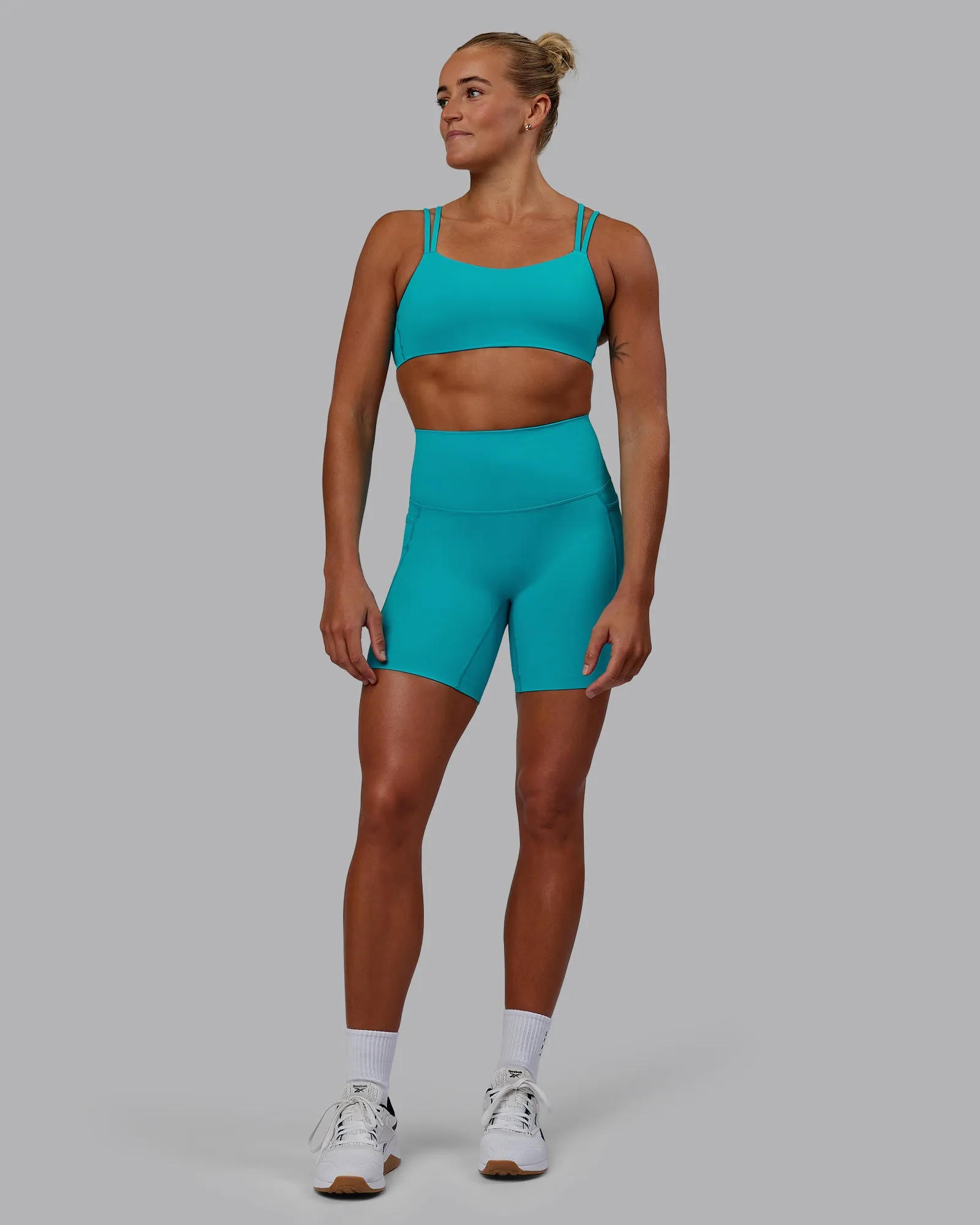 Elixir Mid Short Tight With Pockets - Blue Bird