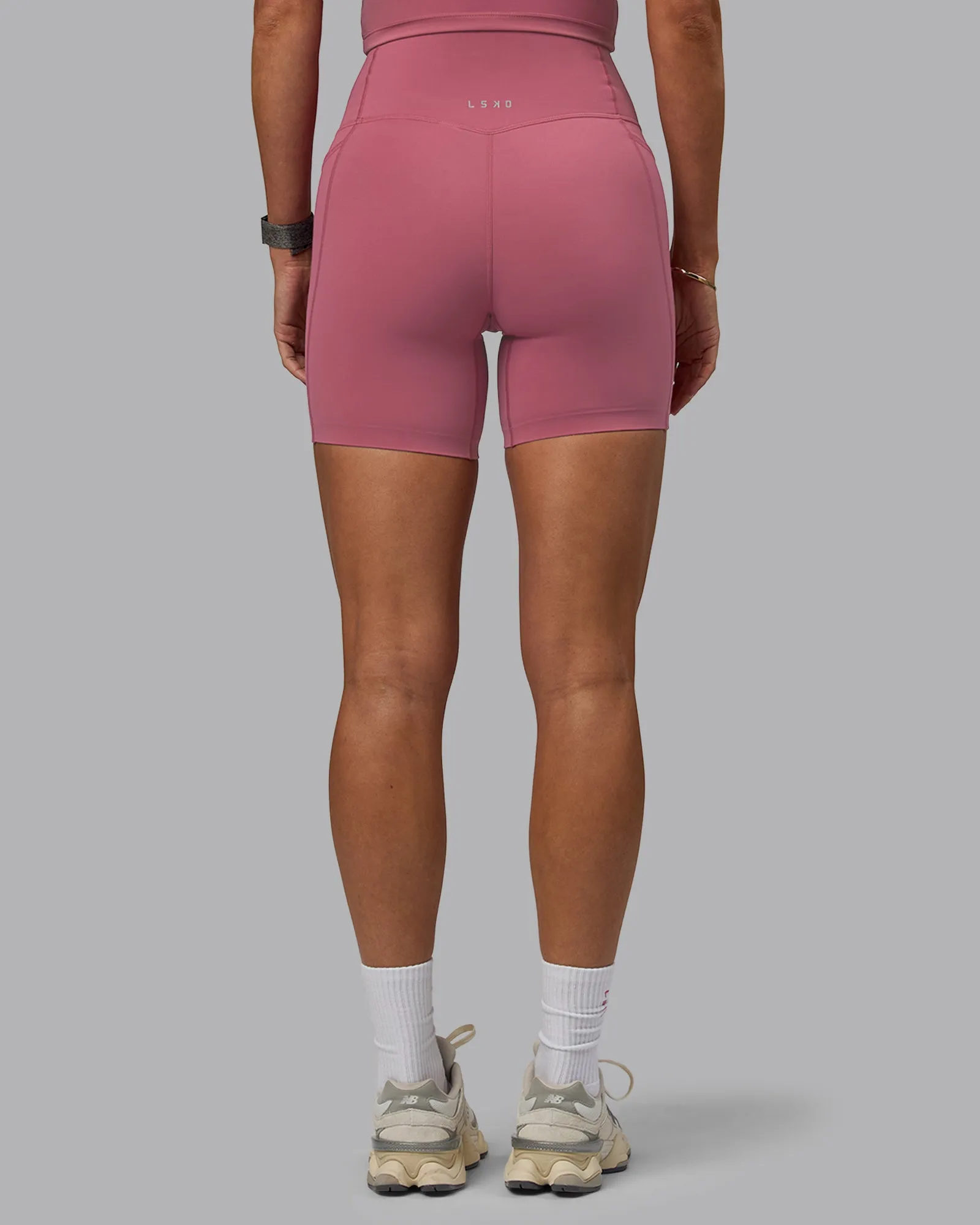 Elixir Mid Short Tight With Pockets - Mauve Haze