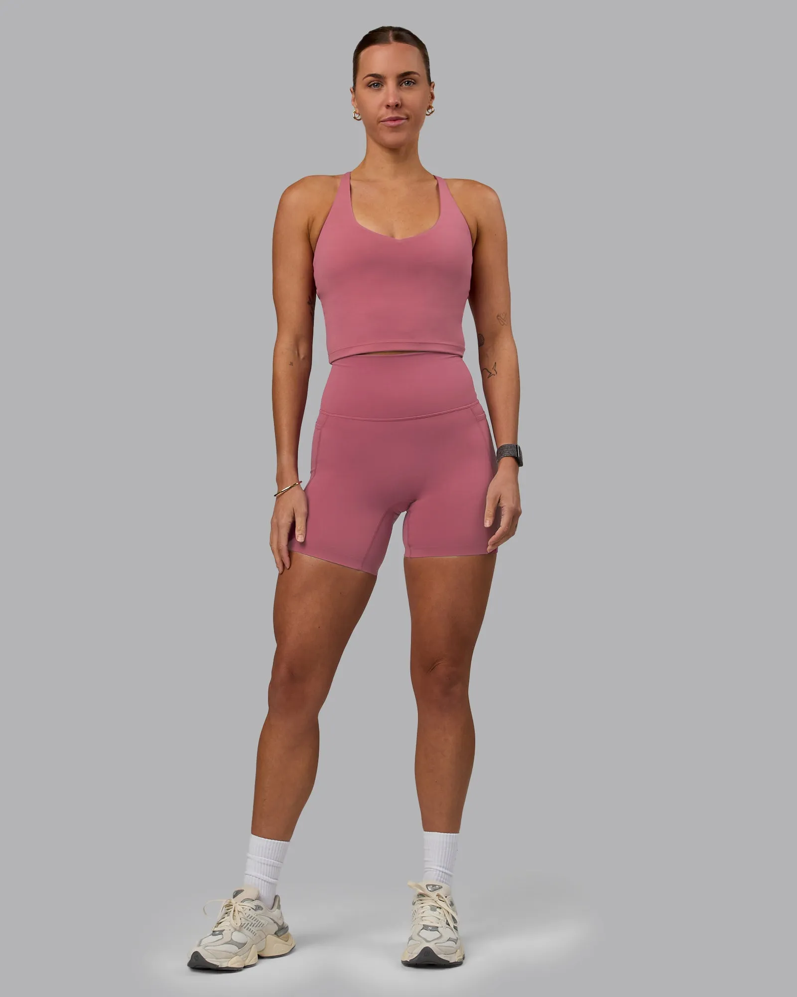Elixir Mid Short Tight With Pockets - Mauve Haze