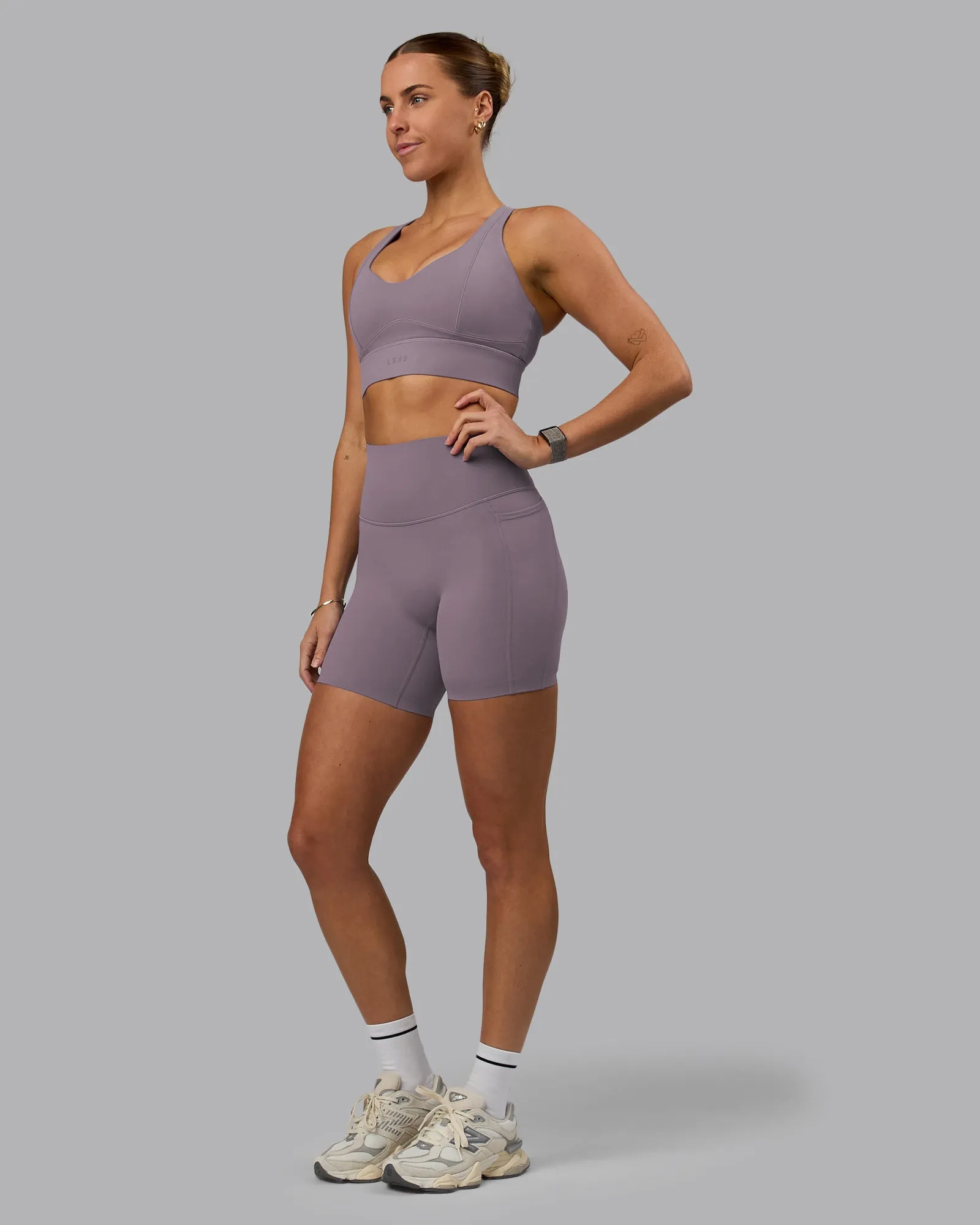 Elixir Mid Short Tight With Pockets - Purple Sage
