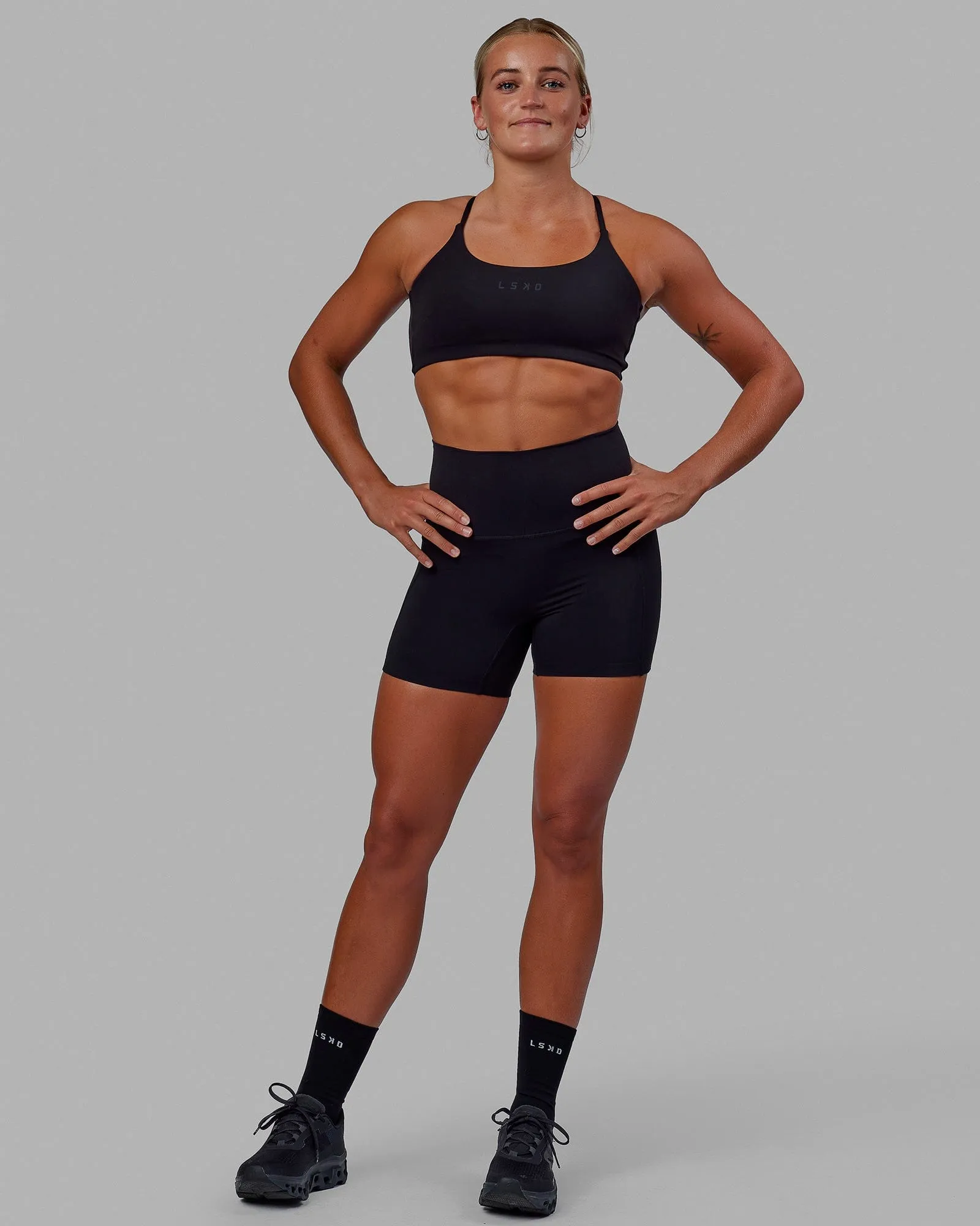 Elixir X-Short Tights With Pockets - Black