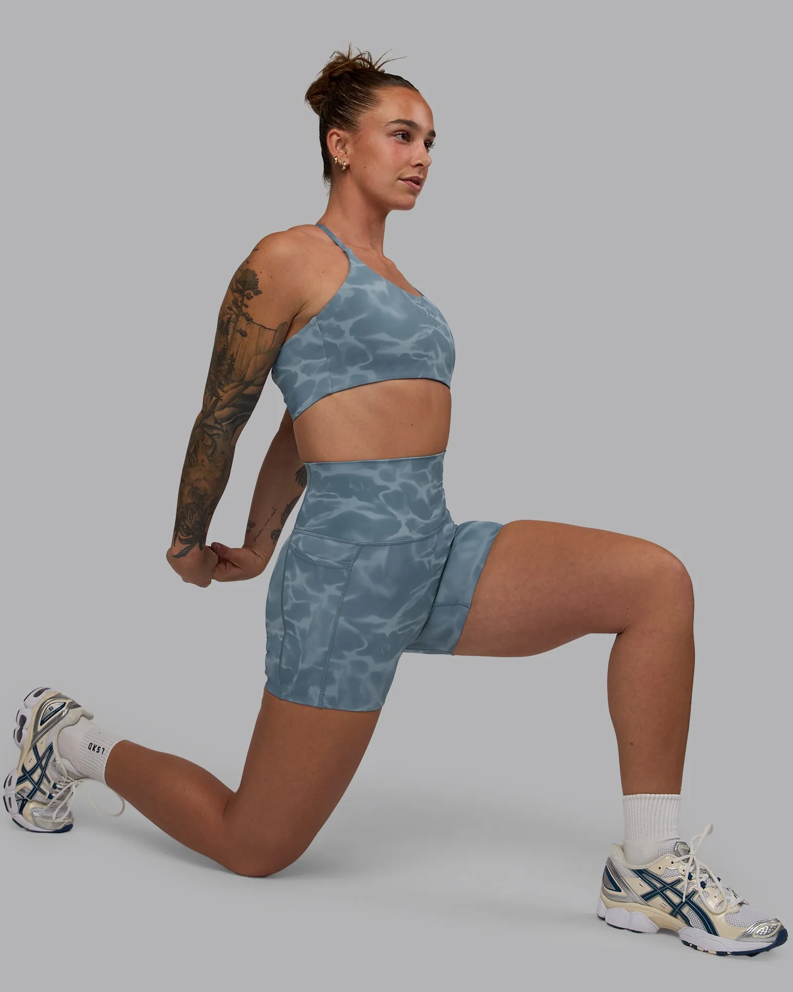 Elixir X-Short Tights With Pockets - Tranquil-Elemental Blue