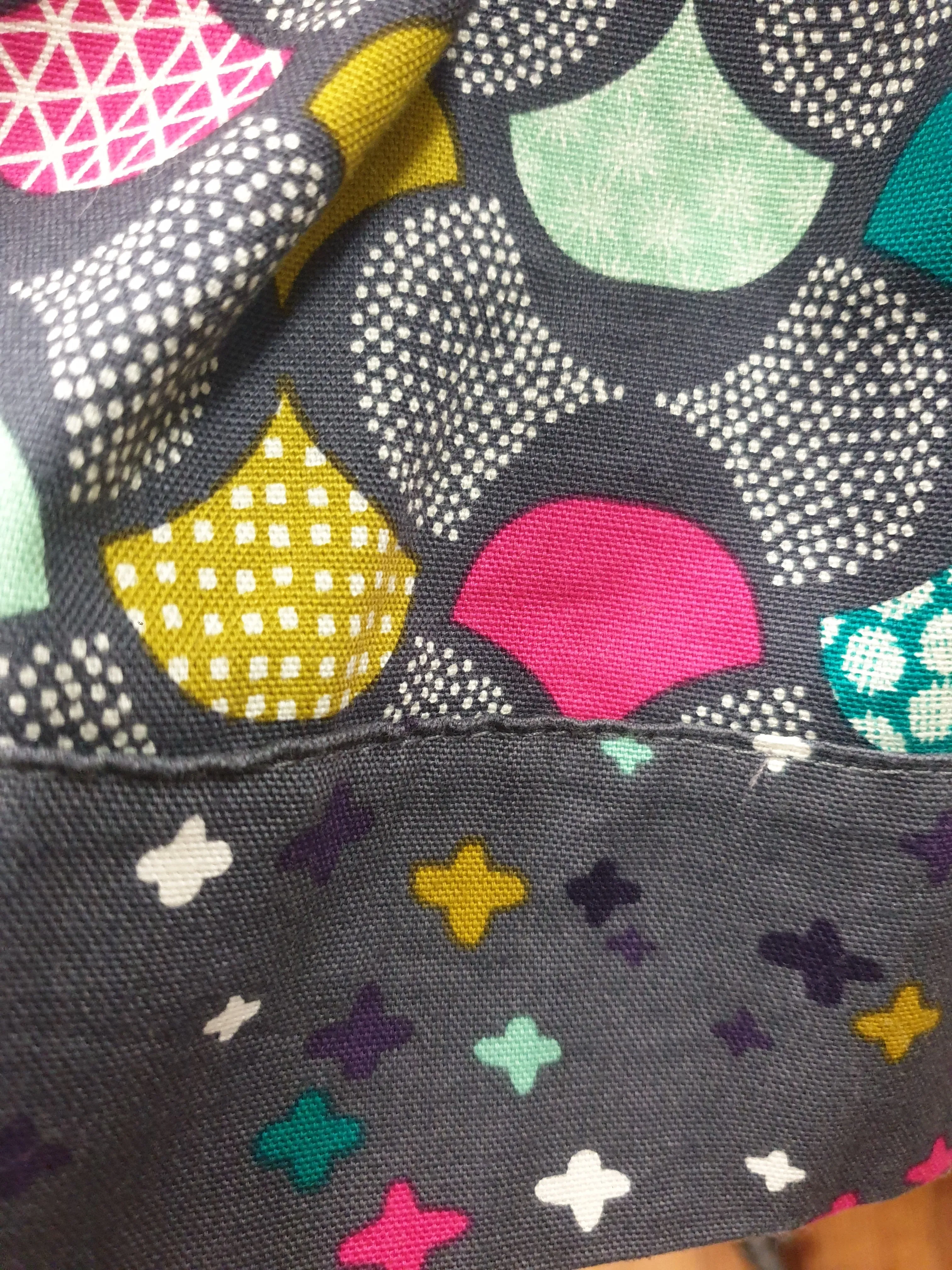 Made590 colourful print skirt size L, best fits 12-14