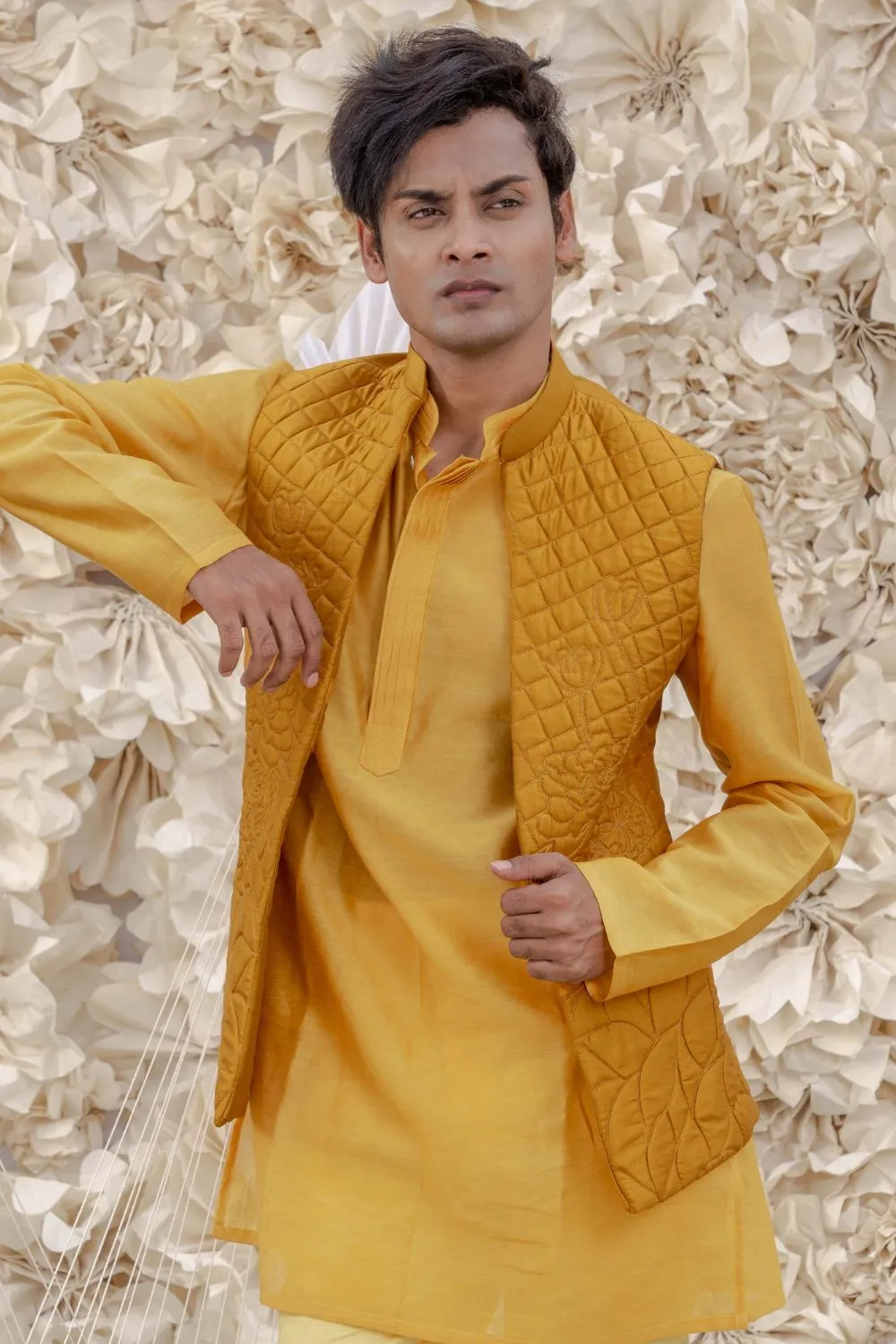 MARRIE GOLD HANDQUILTED SILK HALF JACKET