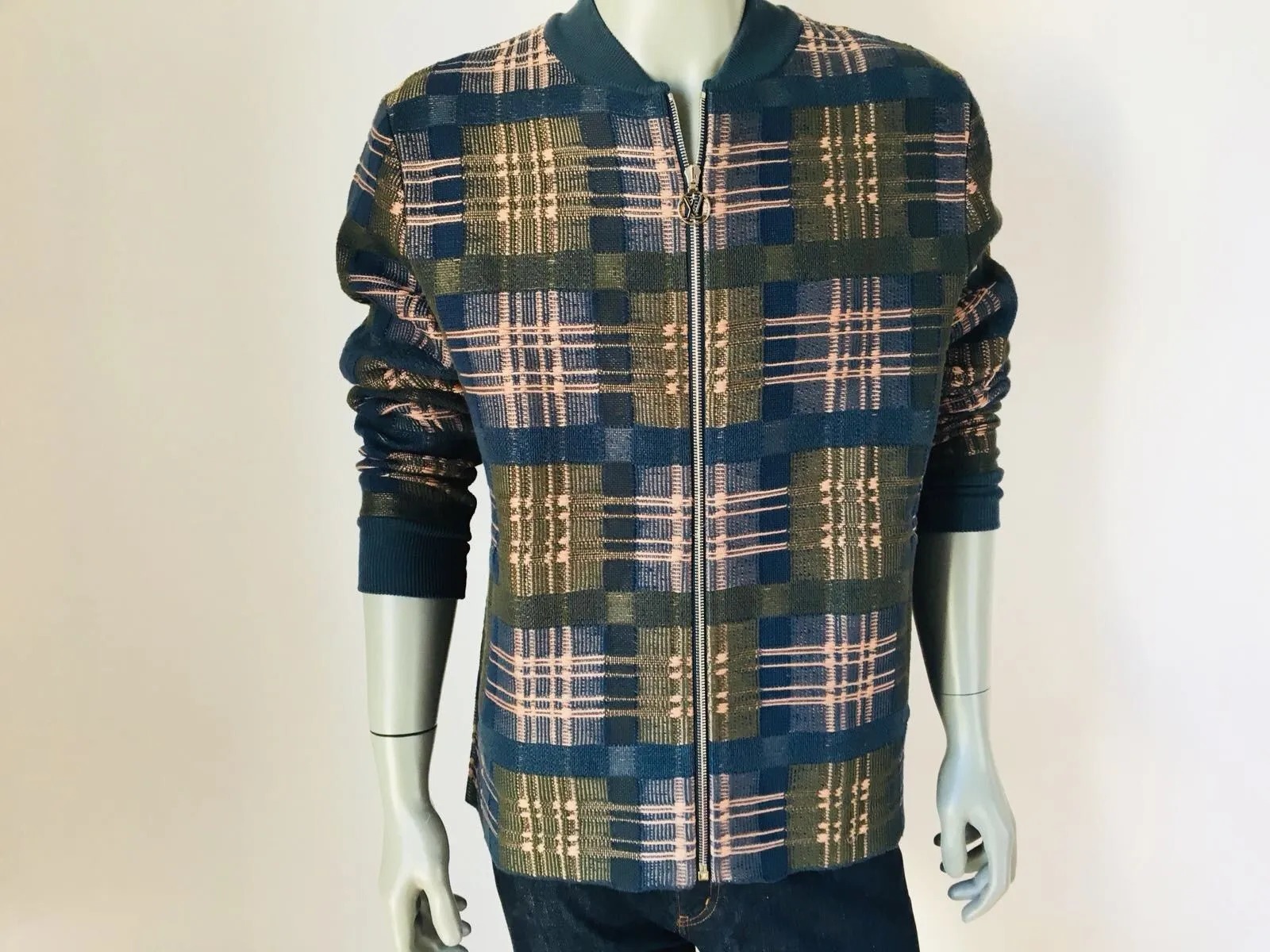 Punk Check Bomber