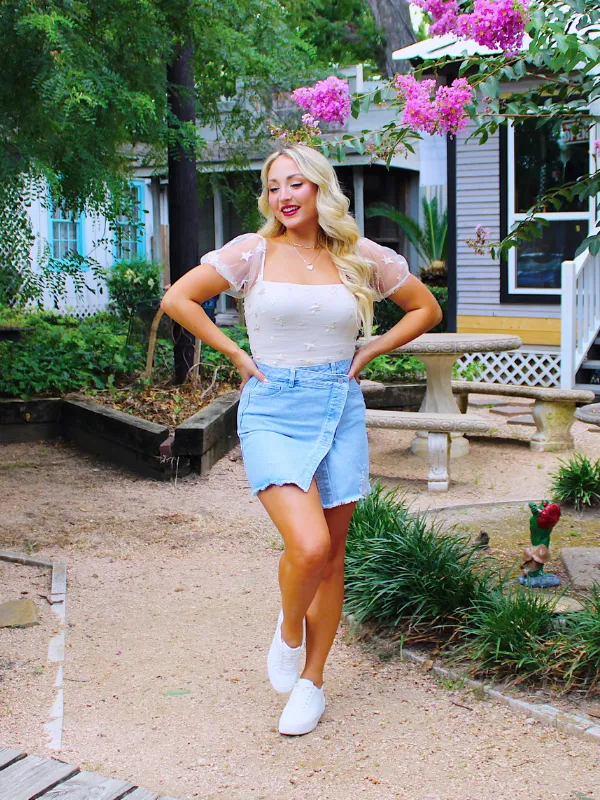Starstruck By You Short Sleeve Bodysuit, Cream