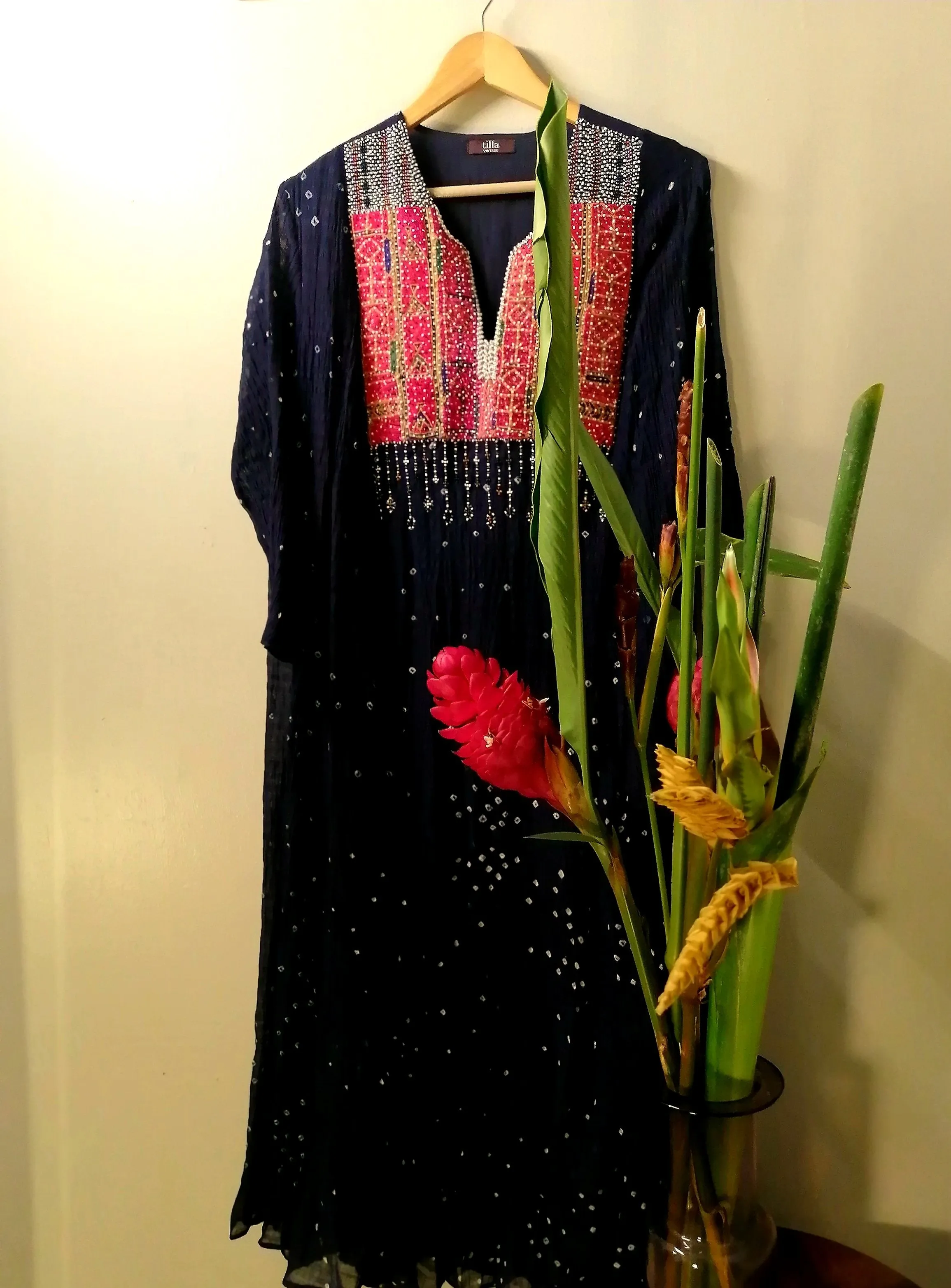Tilla By Aratrik Dev Burman - flared-kurta-badhani-with-antique-kutchi-embroidery